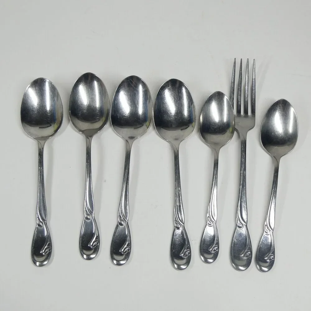 Oneida Calla Lily Stainless Flatware Lot 7pc Spoons Fork